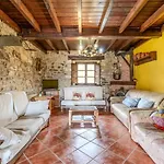 Casa De Aldea El Toral