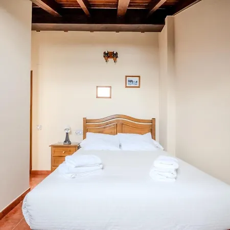 Casa De Aldea El Toral